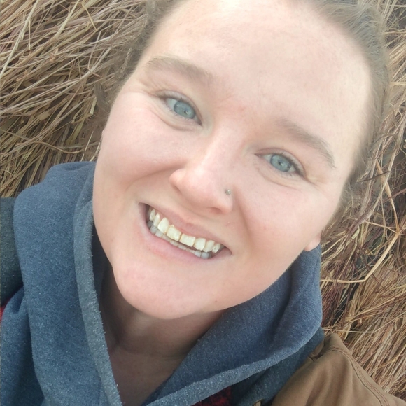 Meet your Posher, Molly - Picture 1 of 1